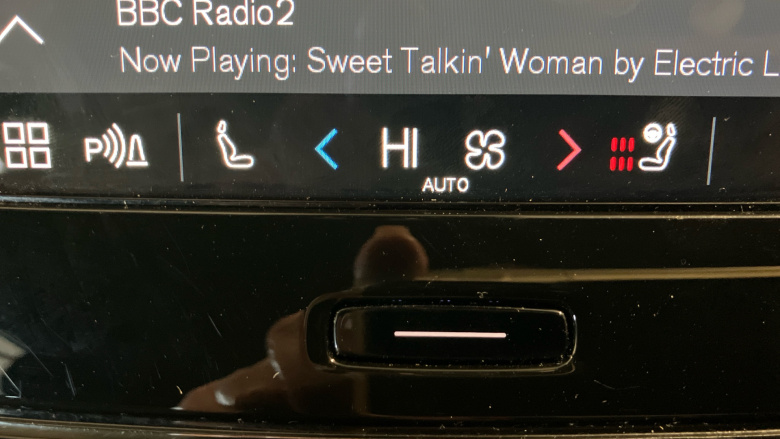 Volvo XC40 2.0 B3P Core 5dr Auto Petrol Estate